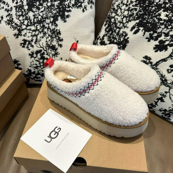 UGG Tazz Heritage Braid Platform Slippers - Picture 1 of 7